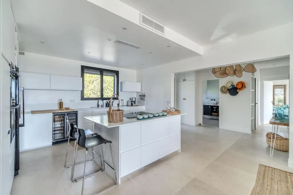 Villa Classee 4 Etoiles , Vue Mer , Piscine, Clim, Parking La Croix-Valmer