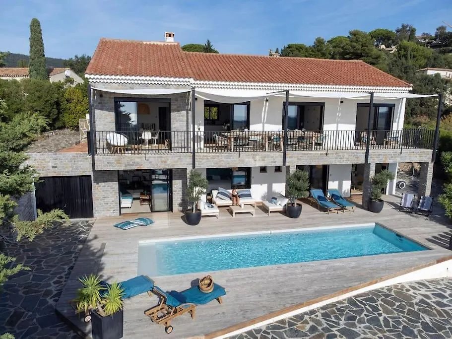 Villa Classee 4 Etoiles , Vue Mer , Piscine, Clim, Parking La Croix-Valmer 0*,  France